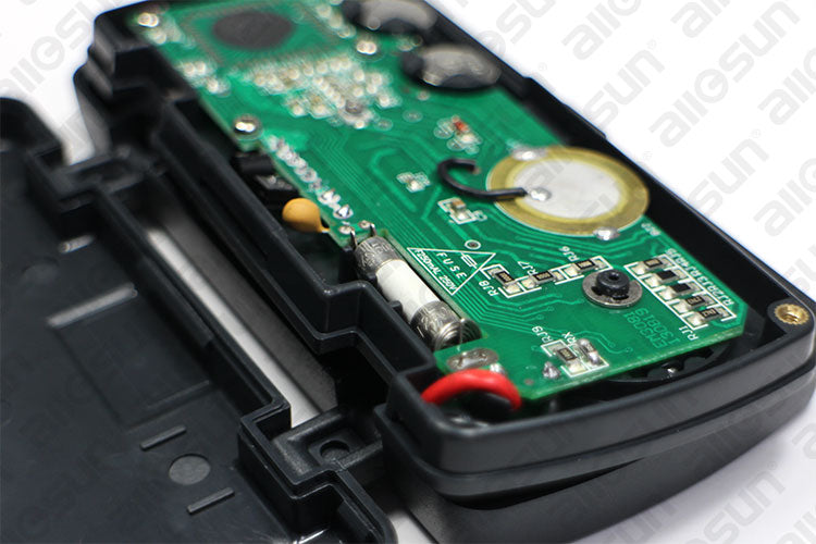 Цифровой мультиметр Модель: EM3081